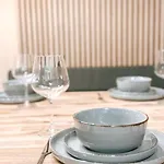 Doreyhome P6 I Modern Flat Ruhige Lage I 11 Personen