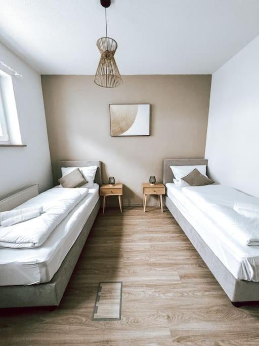 Apartment Doreyhome P6 I Modern Flat Ruhige Lage I 11 Personen Passau